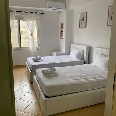 Nicole Apartments Rental ดูร์เรส ภายนอก รูปภาพ