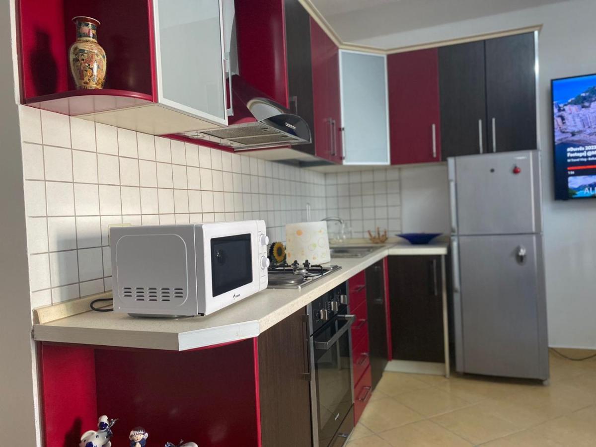 Nicole Apartments Rental ดูร์เรส ภายนอก รูปภาพ
